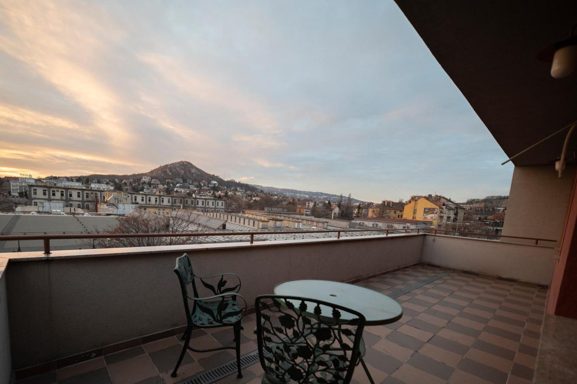 Carolina Apartman Budapest Luaran gambar