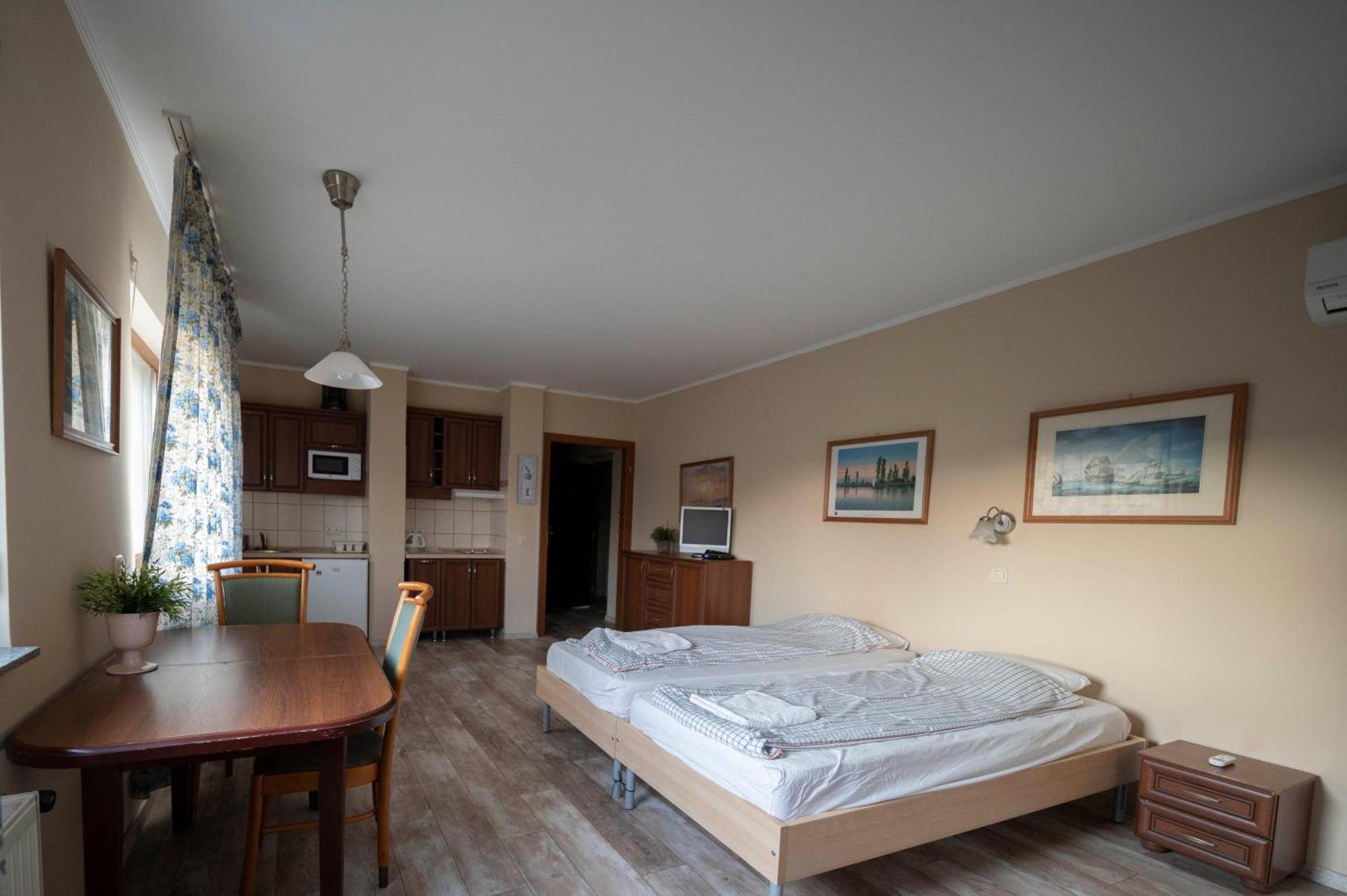 Carolina Apartman Budapest Luaran gambar