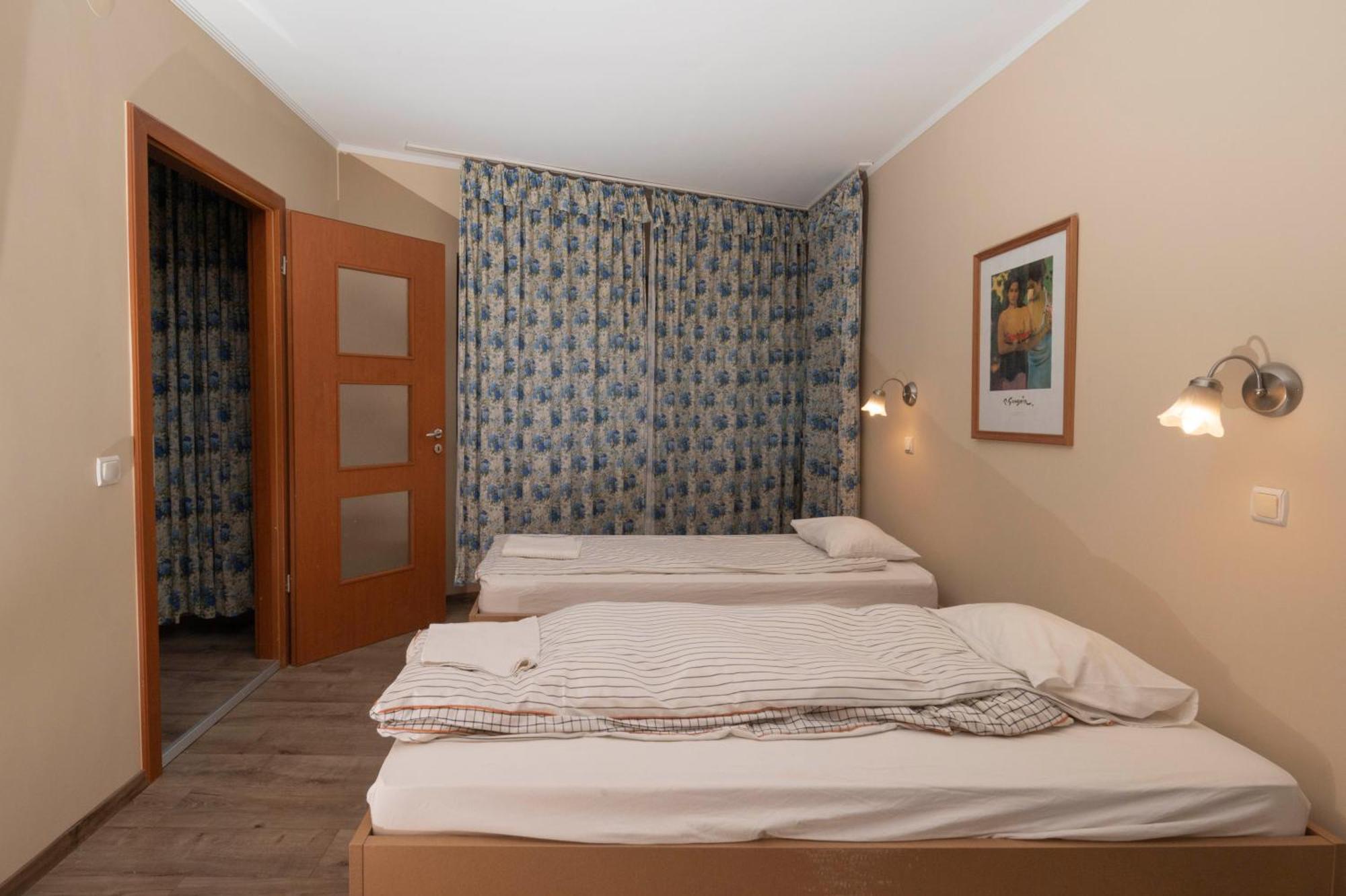 Carolina Apartman Budapest Luaran gambar
